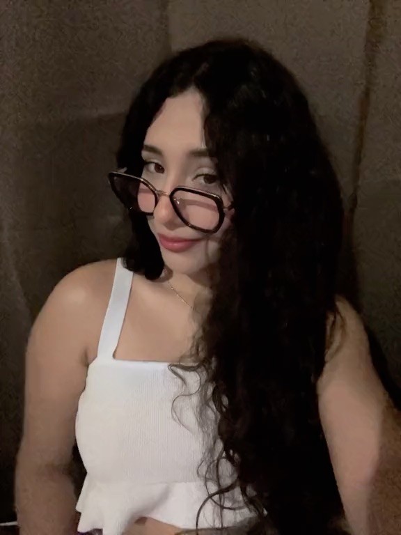 Paula from Venezuela on Camzey